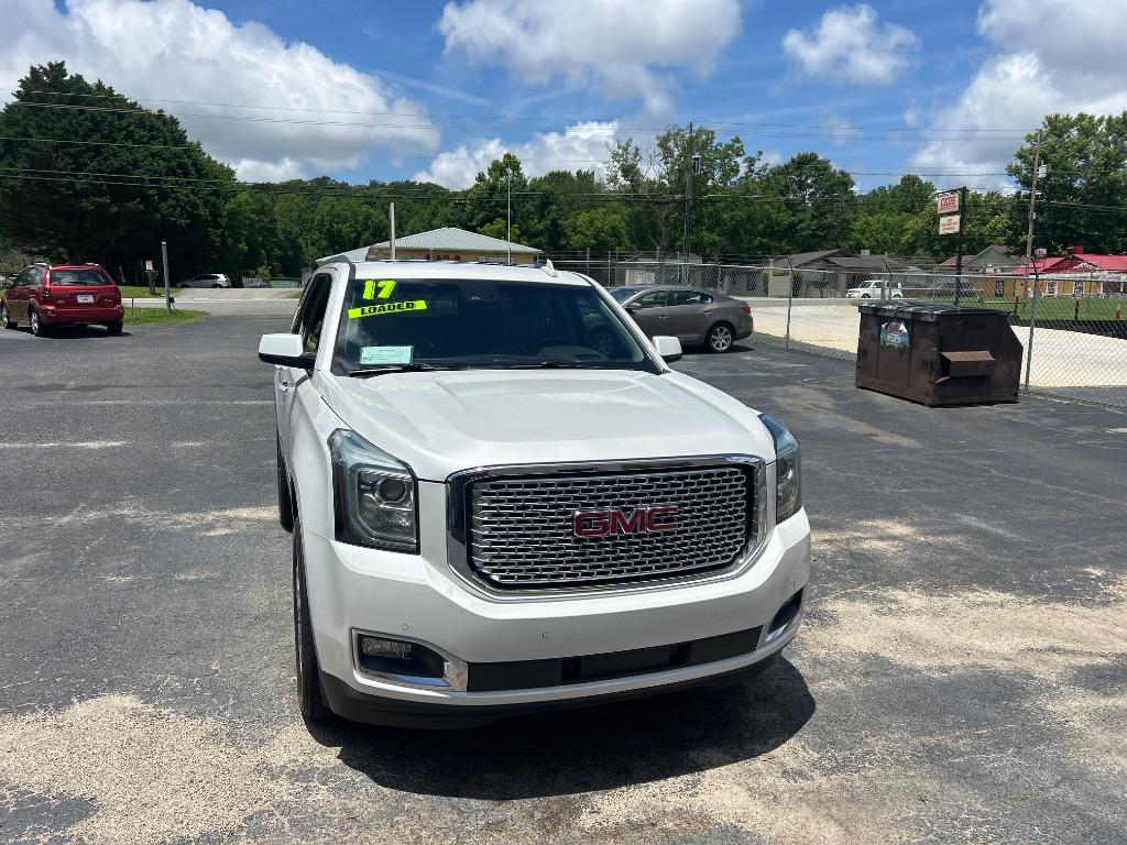 2017 GMC Yukon 2WD Denali's photo